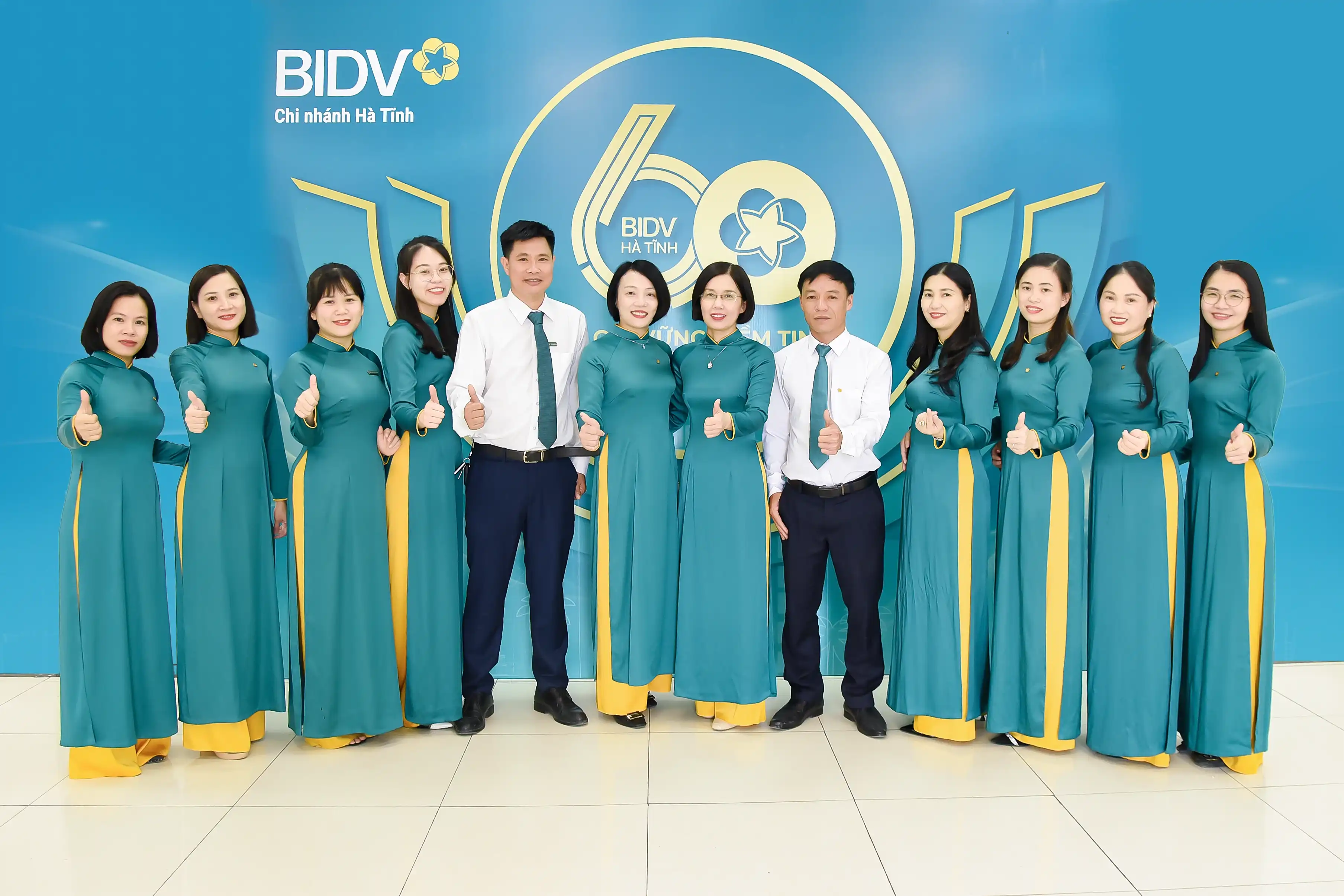PHÒNG GIAO DỊCH KHÁCH HÀNG
