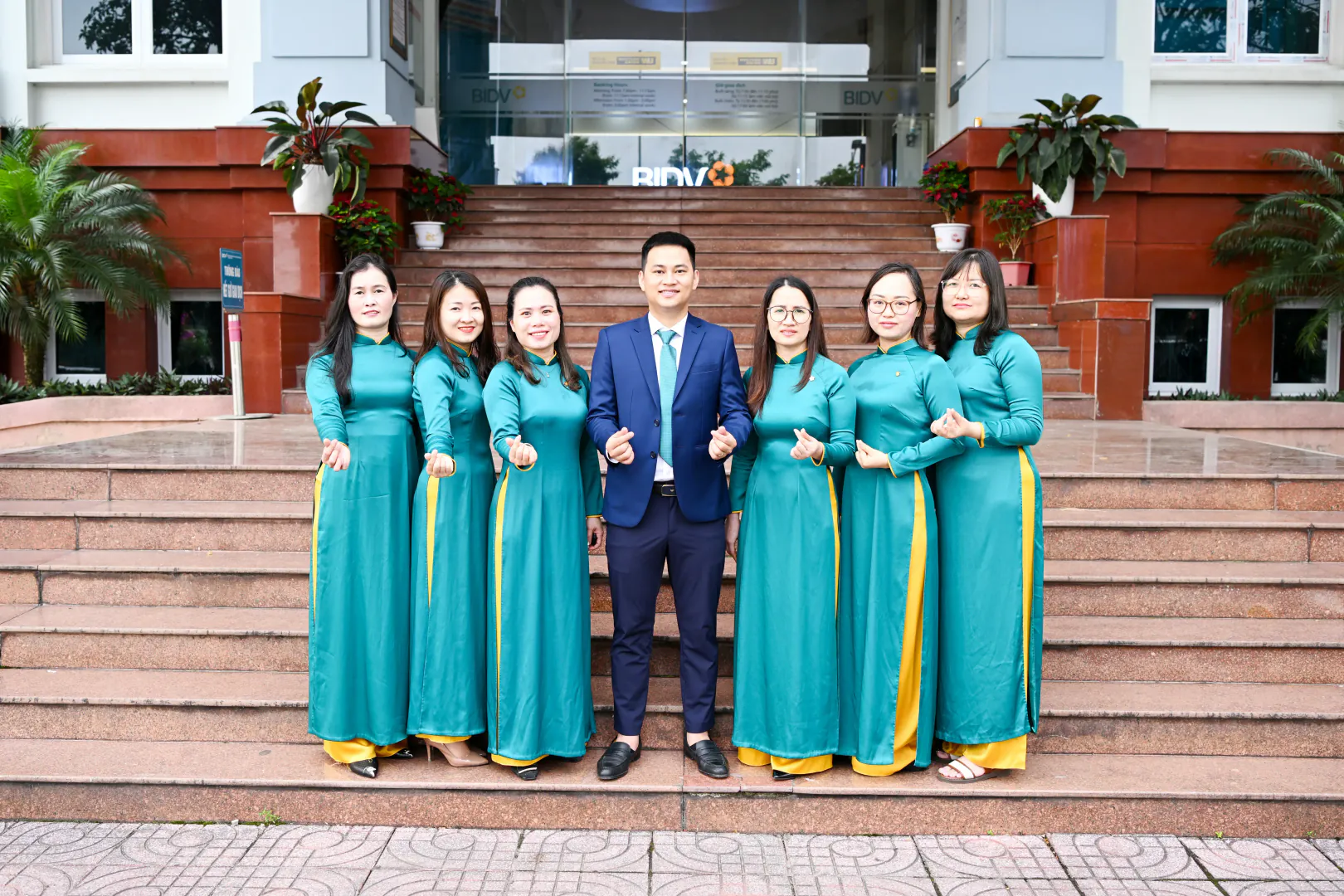 PHÒNG GIAO DỊCH THÀNH PHỐ